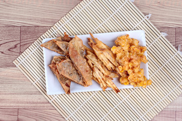 Deep fried mixed vegetable for  in Vegetable festival of Chinese as stir taro in tofu sheet,sliced taro and sweet corn fried.