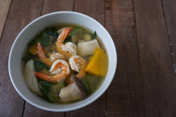 Thai Spicy Mixed Vegetable Soup with Prawns