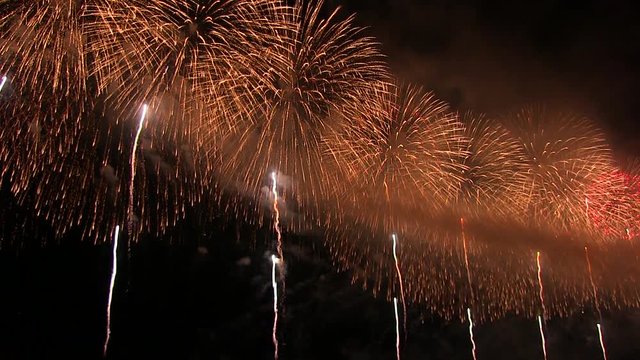 nagaoka festival fireworks display phoenix