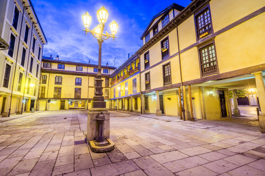 La plaza del Mercado del Font&aacute;n