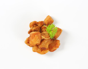 Fried pieces of pork rind and fat