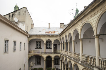 Fototapeta na wymiar Patio in the Italian style, Lviv, Ukraine 