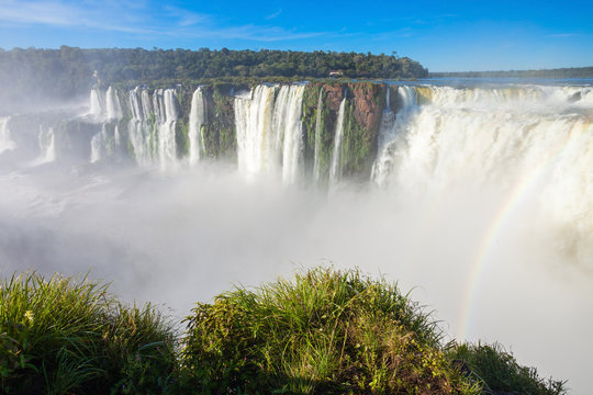 The Iguazu Falls © saiko3p