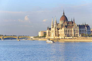 Obraz premium Parliament in Budapest.