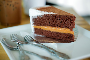 chocolate and milk tea cake