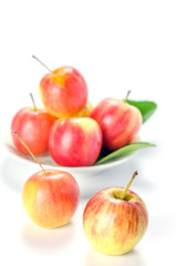 apple with white bowl