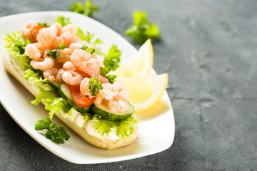 Sandwich with shrimps