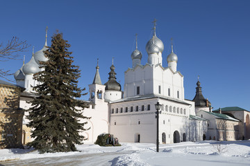 Fototapeta na wymiar The Kremlin of Rostov the Great in winter, Russia