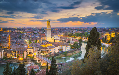 Obraz premium Verona, Veneto, Italy. The old city of Verona during sunset.