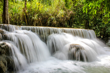 Fototapeta na wymiar Sheltered Waterfall