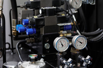 hydraulic system of cnc machine