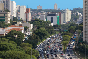 São Paulo has a huge problem with vehicular traffic