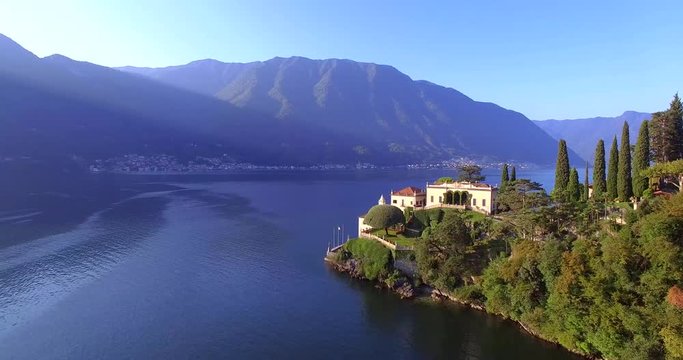 Aerial 4k - Villa del Balbianello (1787) - Lavedo - Lenno - Lago di Como (IT) - Vista Aerea panoramica 