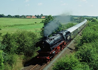 Dampfschnellzug in Schleswig-Holstein