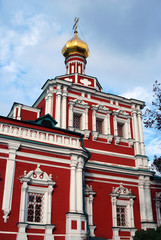 Fototapeta na wymiar Architecture of Novodevichy convent in Moscow.