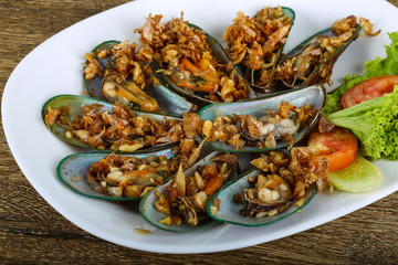 Mussels with garlic
