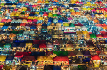 Fototapeta na wymiar Cityscape at night of chatujak market