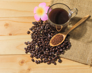 Obraz na płótnie Canvas Roasted coffee and coffee beans