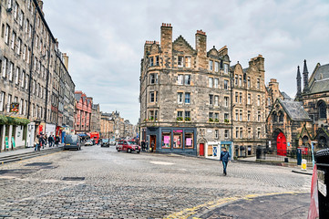 Edinburgh, View of the city, several monuments and the Castle, 