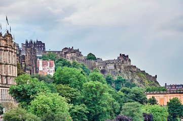 Fototapeta na wymiar Edinburgh, View of the city, several monuments and the Castle, 