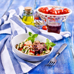 Seafood salad with vegetables