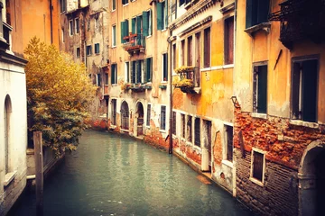 Tuinposter Narrow canal in Venice, Italy © sborisov
