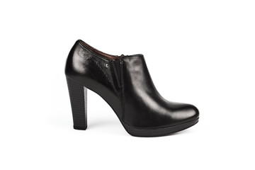 Carpa da donna su fondo bianco