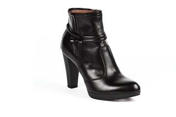 Carpa da donna su fondo bianco