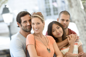 Obraz premium Middle-aged couples on vacation enjoying being together