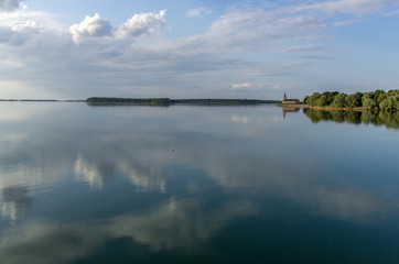 Lake of Der-Chantecoq in France.