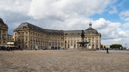 Fototapeta na wymiar View of the Buildings at Place de la Bourse in Bordeaux