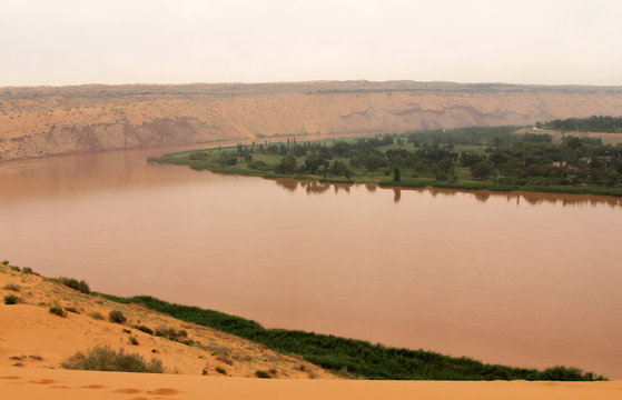 Yellow River (Huang He) - amazing landscape in Shapotou scenic a