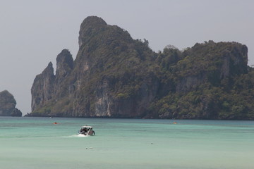 Fototapeta na wymiar Boat in Thailand