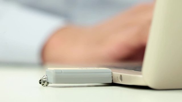 Using USB flash drive