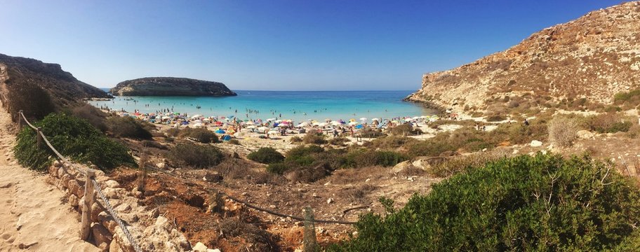 Panoramica spiaggia dei conigli