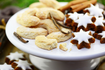 Plätzchen Kipferl Zimtsterne