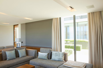 beautiful living room