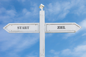 Obraz premium Schild 143 - Ziel