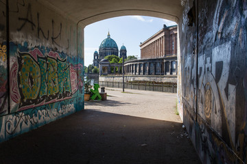 Berliner Innenstadt, Museumsinsel mit Blick auf den Berliner Dom und Altes Museum