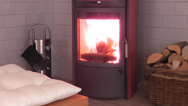 brennender Kamin
