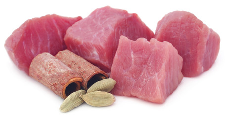 Raw beef cardamom and cinnamon