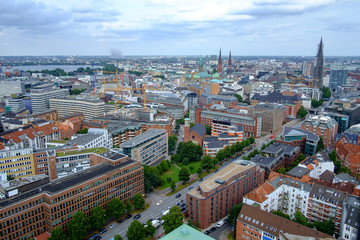 Fototapeta na wymiar Vantage point view over Hamburg cityscape