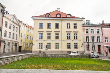Fototapeta na wymiar Building in the old town of Tallinn, Estonia