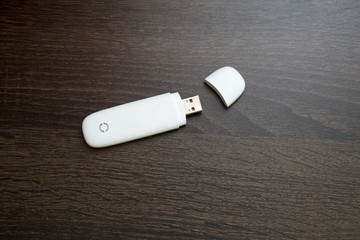 White 3g usb wireless mobile modem