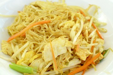 Thai Chicken and egg noodles 