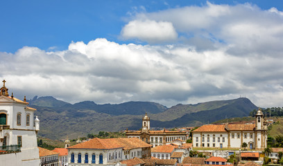 Fototapeta na wymiar Partial view of the city of Ouro Preto in Minas Gerais with their historic homes, buildings and churches