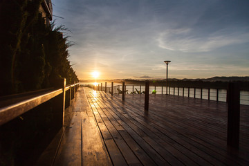 Obraz premium Beautiful sunset landscape at Mekong River, Thailand. 
