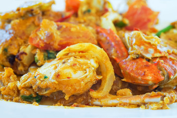 soft focus of homemade stir-fried crab in yellow curry powder