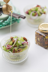 サラダのある食卓