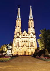 Fototapeta na wymiar St. Florian's Cathedral in Warsaw